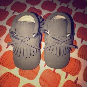 Baby moccasins 0-6months